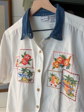 Vintage Tropical Vacation Embroidered Button-Up Denim Collar XL Summer Floral